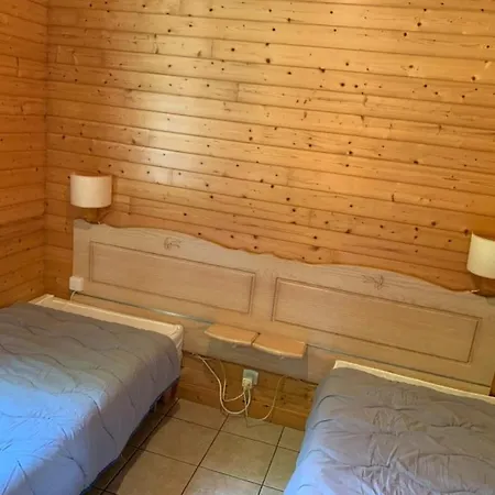 Zecamping 3 Etoiles Animaux Acceptes Piscine Snack Bar Et Restaurant * Moutiers-Sous-Chantemerle