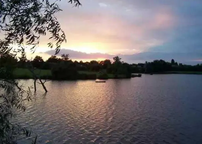 3 étoiles - Piscine - Eebbii Camping