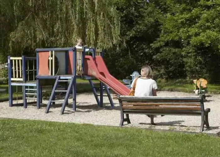 3 étoiles - Piscine - Eebbii Camping *