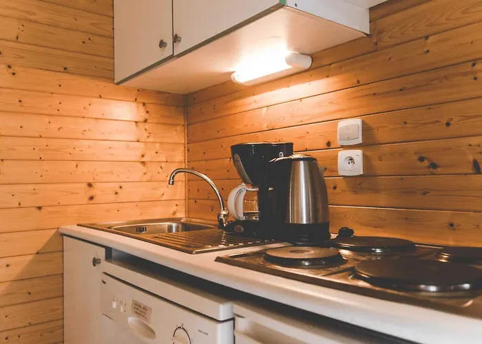 3 étoiles - Piscine - Eebbii Camping Moutiers-Sous-Chantemerle